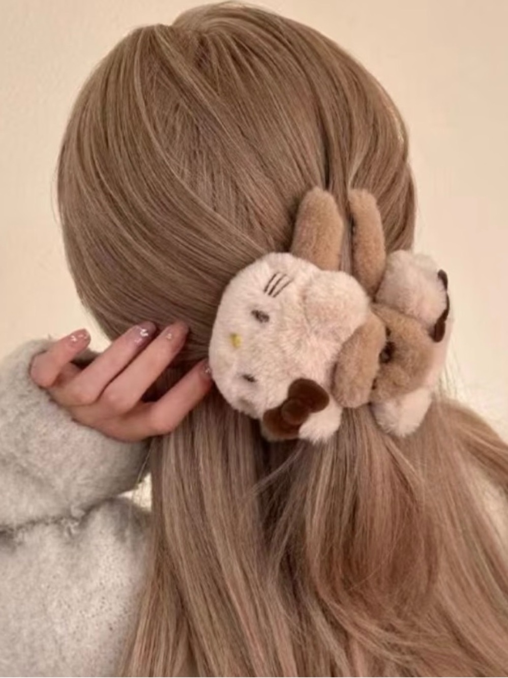 Hello Kitty Plush Kitty Hair Clip - Cream & Brown